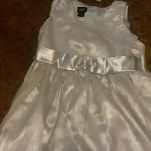 Girls sparkly dress